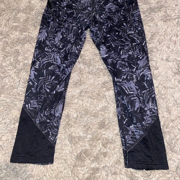 Leaf print leggings - Picture 2 of 4
